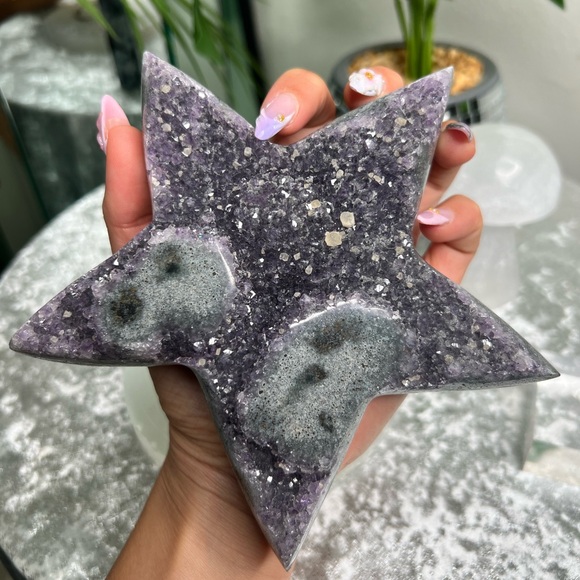 Amethyst Starfish Carving- ASC1 - Picture 2 of 7
